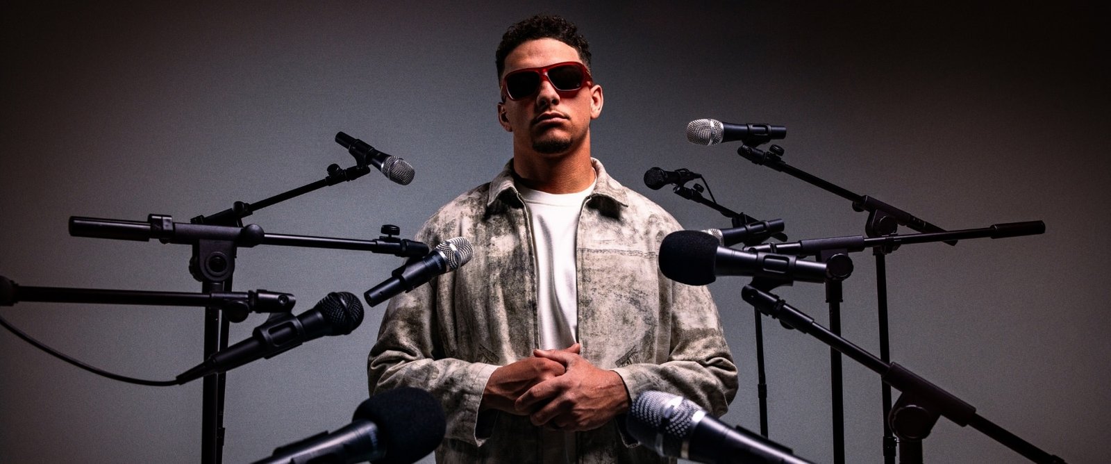 2025_NA_Football_PM_Sig_Series_Chaminade_PatrickMahomes Oakley
